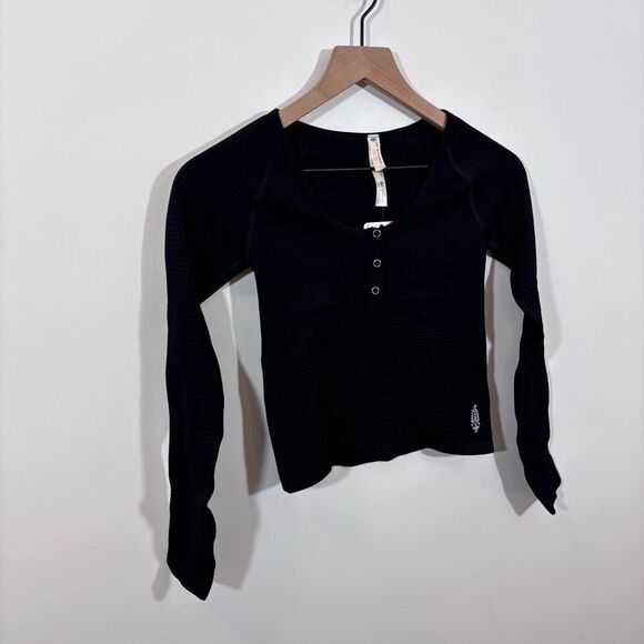 FREE PEOPLE MOVEMENT BAIL OUT LONG SLEEVE LAYER NEW with tags Size XS/S Black - Picture 5 of 13